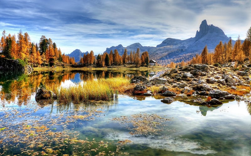 Mountain Hiking Escapes
